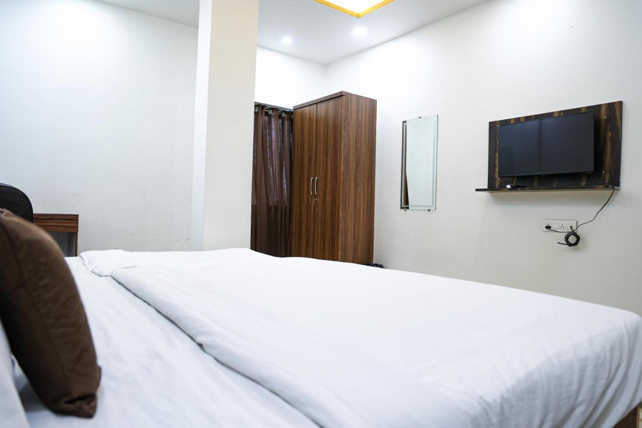 The Browns Hotel Nagpur Ngoại thất bức ảnh