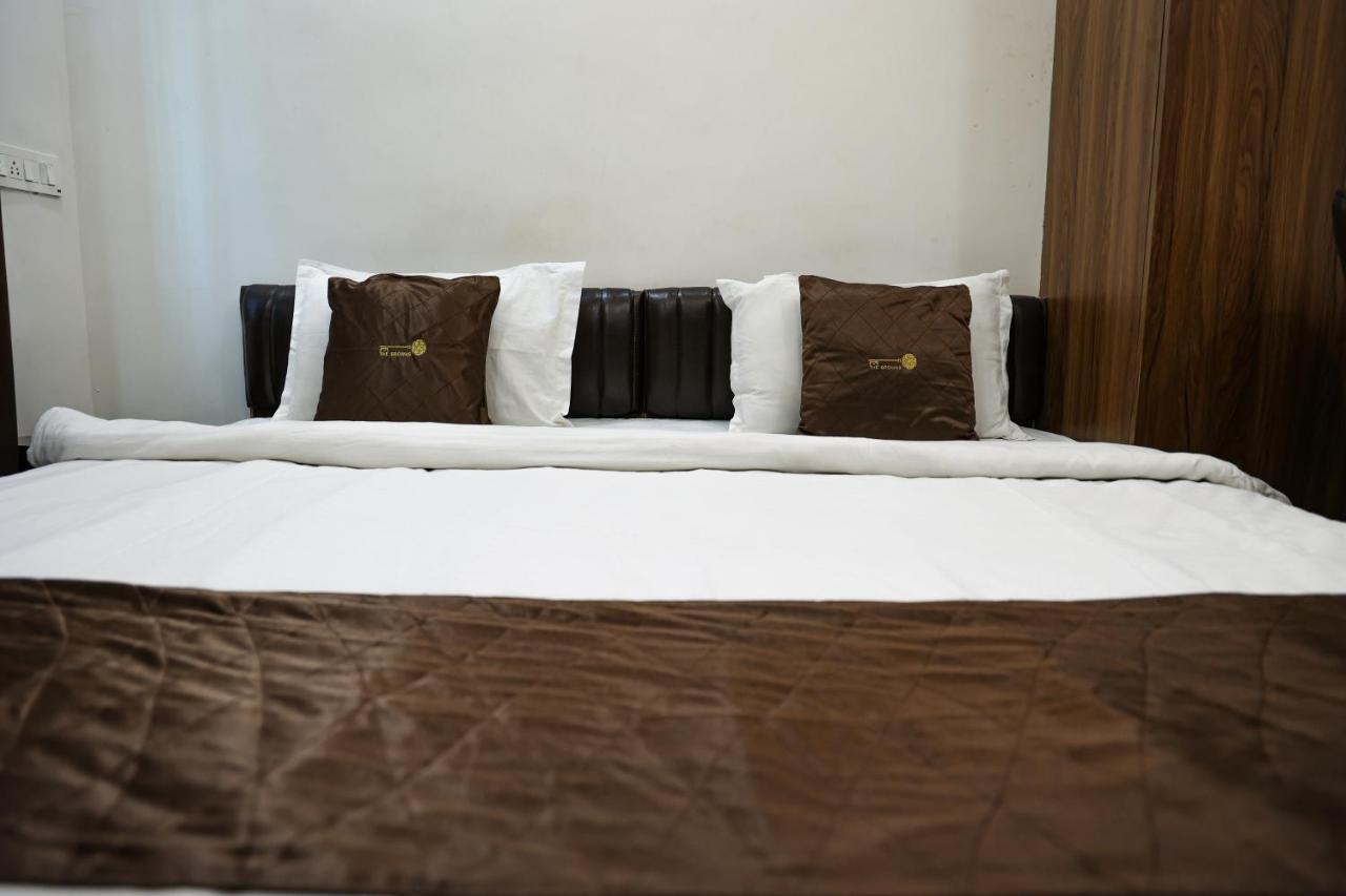 The Browns Hotel Nagpur Ngoại thất bức ảnh